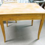 532 6034 DINING TABLE